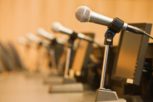 microphone Photo of Dr. Patrick Fleming, a Speaker at Skin Basics for Primary Care Conference